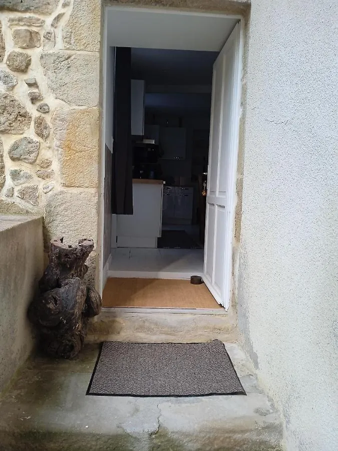 Сasa de vacaciones Chambres d'hôtes BenSylv, avec petit-déjeuner compris 3 jours minimum Labegude Francia